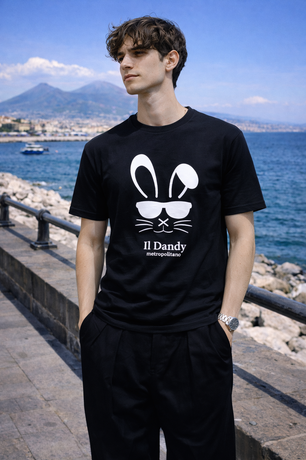 T-Shirt Nera “Il Dandy Metropolitano” con Stampa Coniglio Iconico