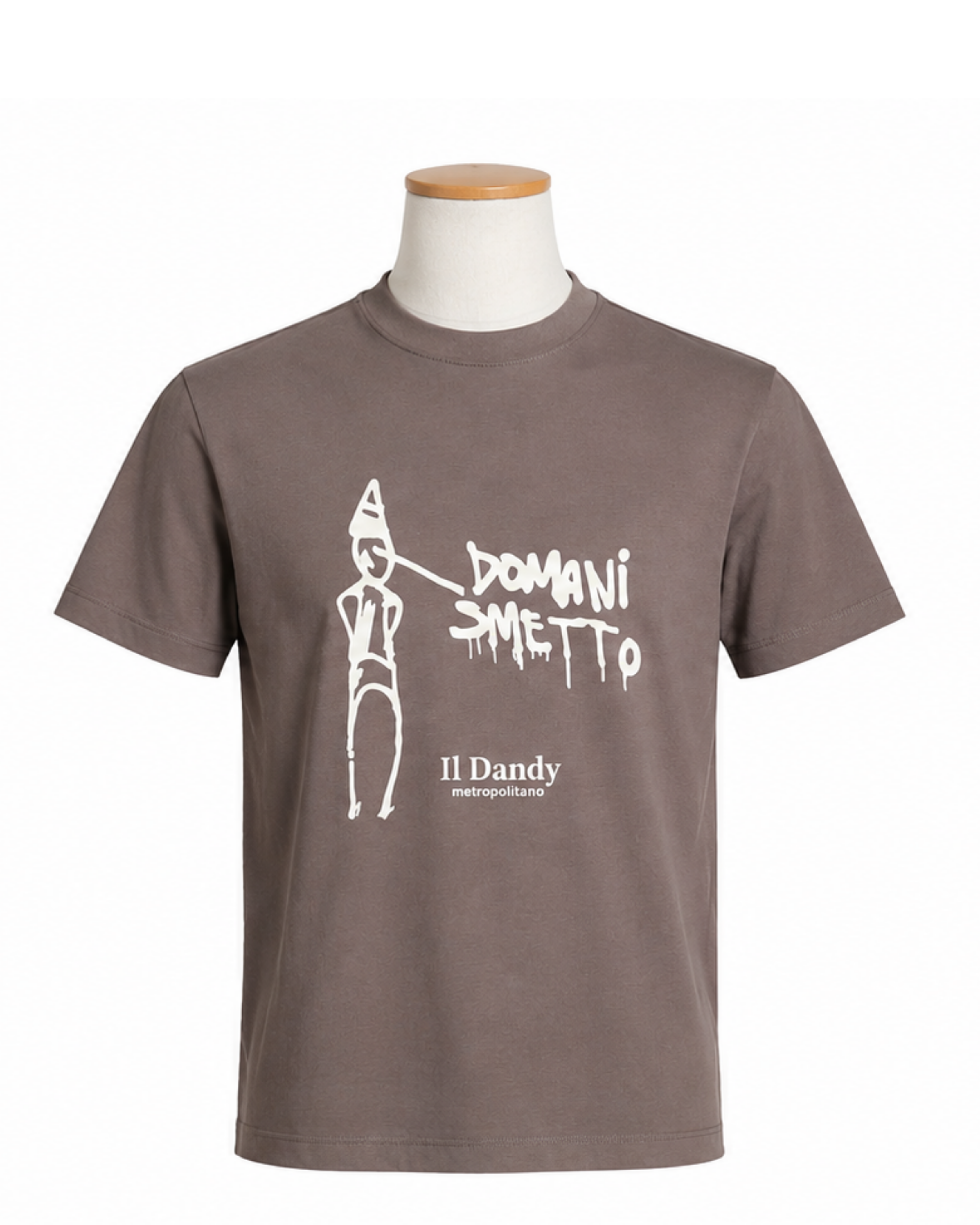 T-shirt Uomo Grigio Fango "Il Dandy Metropolitano" - Grafica "Domani Smetto" Fango