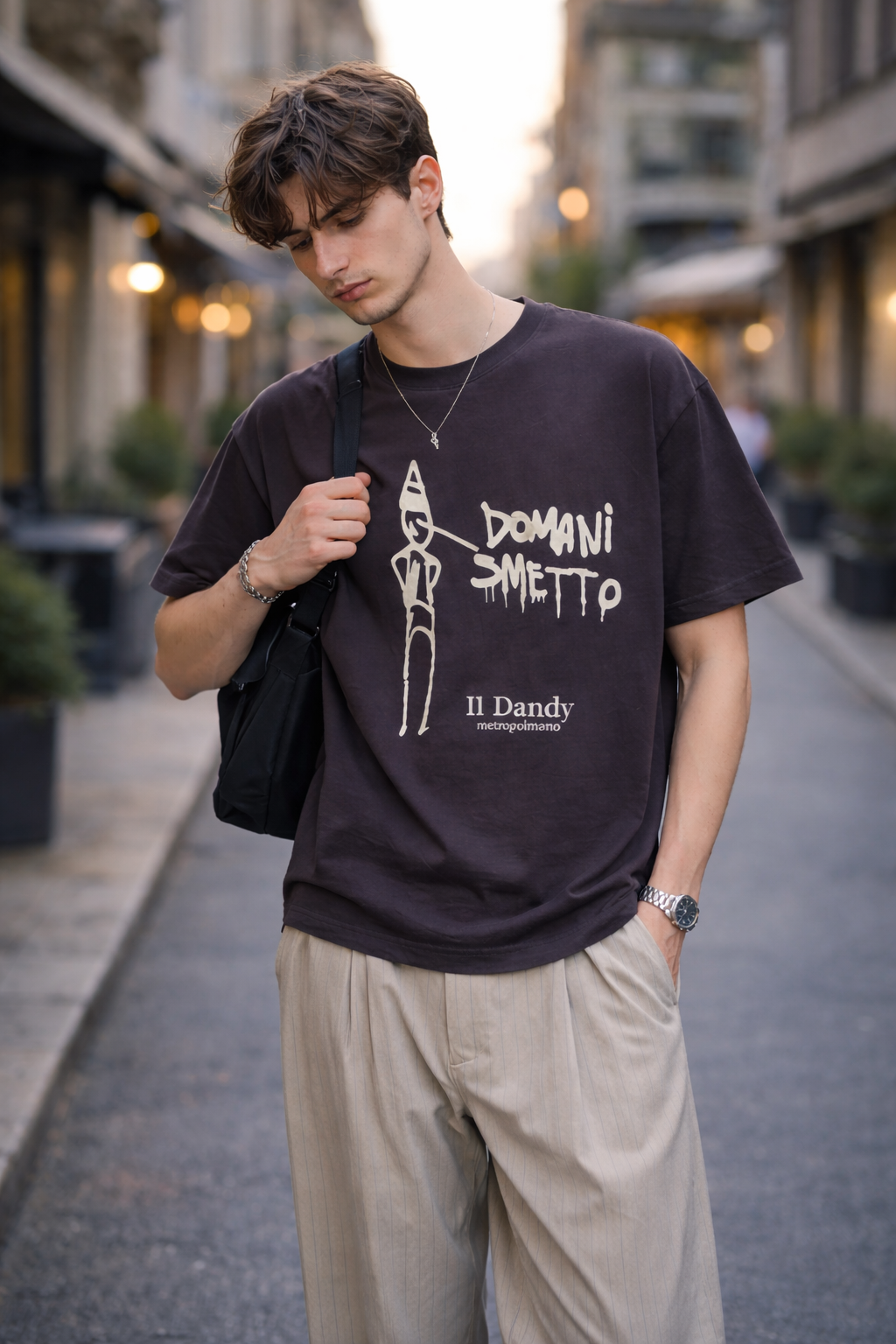 T-shirt “Domani Smetto” Il Dandy Metropolitano
